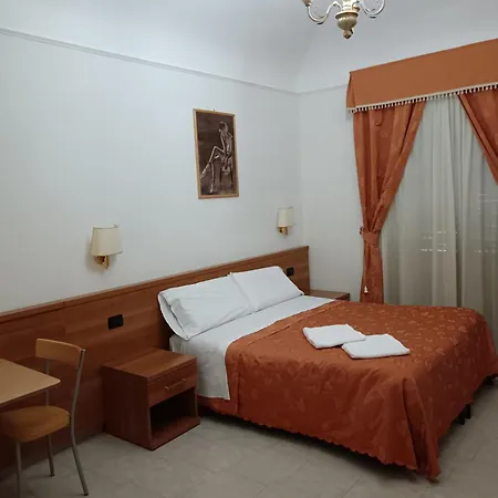 Privato Simone