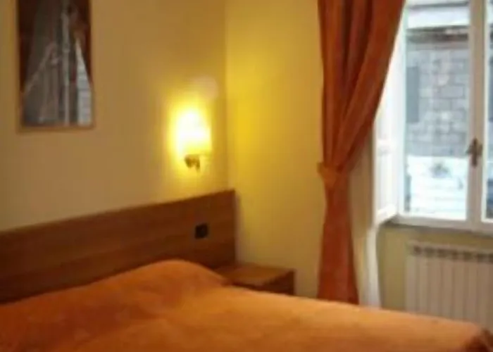 Privato Simone Rome
