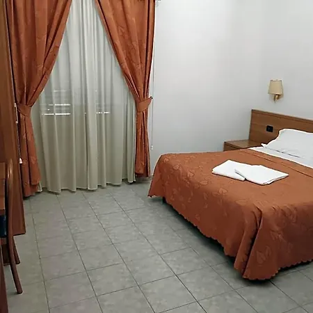 Privato Simone