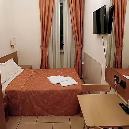 Privato Simone Frühstückspension 4*