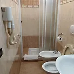 Privato Simone