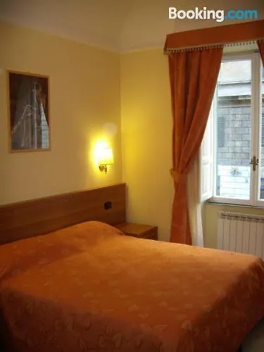 Privato Simone ベッド・アンド・ブレックファスト 4*